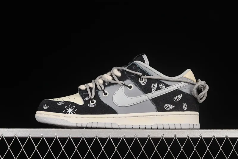 All Categories Nk SB Dunk Series Nk SB Dunk Low Low-top sneakers Nk SB Dunk Low Prm SB "Cashew Nut Flower" cashew flower element SB smashed backboard fashion casual sneakers DH7913-001